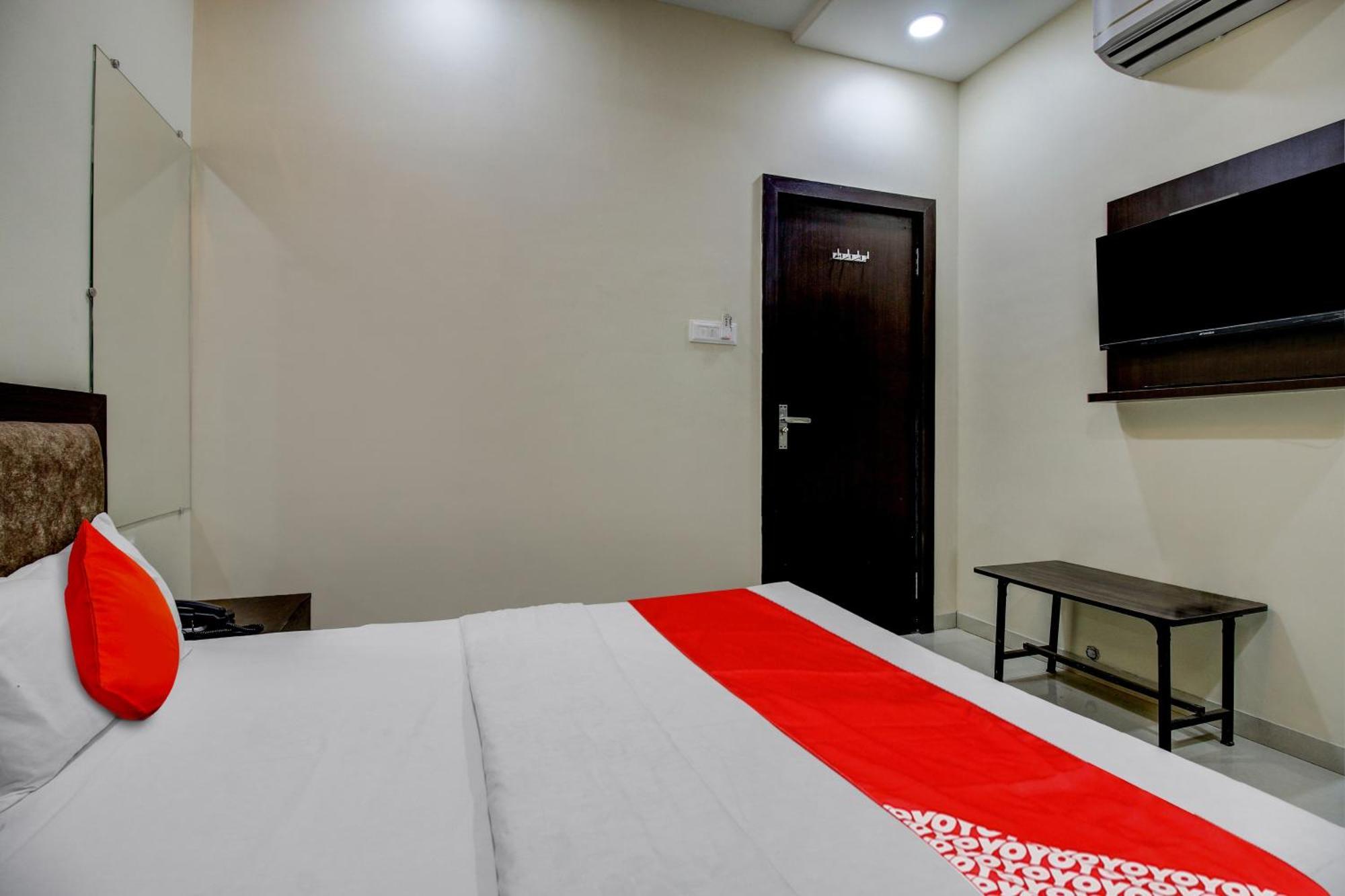 Super Hotel O The Shloka โบปาล ภายนอก รูปภาพ